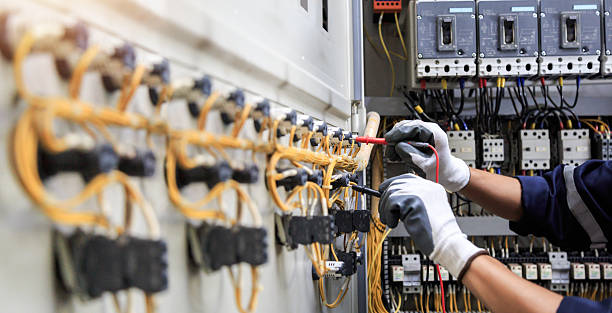 Professional Electrician technician working in Bayonne, NJ